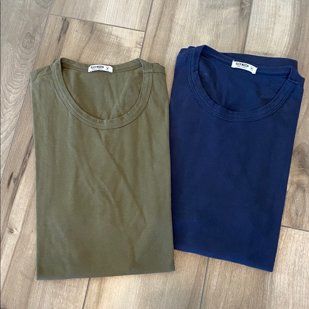 2 buck mason tshirts. Size medium.